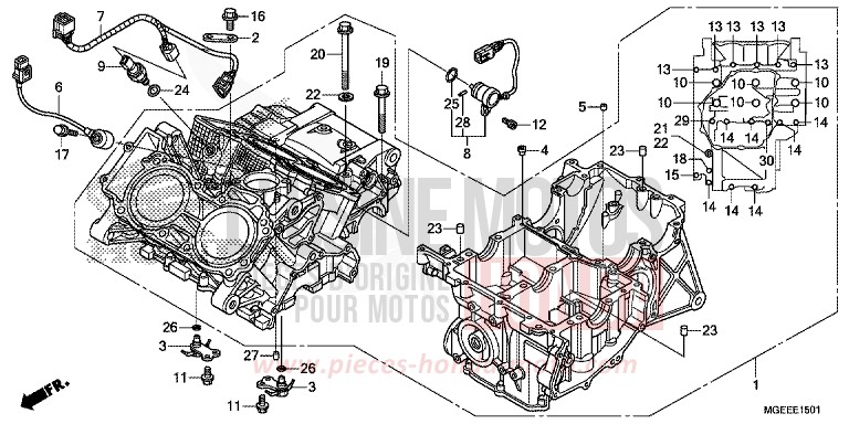 CARTER MOTEUR (VFR1200F) de VFR1200F Méca TITANIUM BLADE METALLIC (YR316) 2015